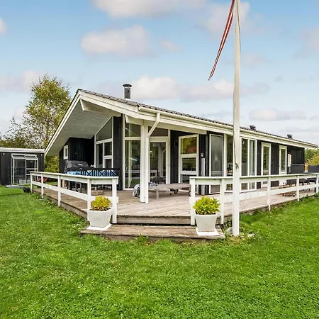 Amazing In With Wifi Holiday home Glesborg
